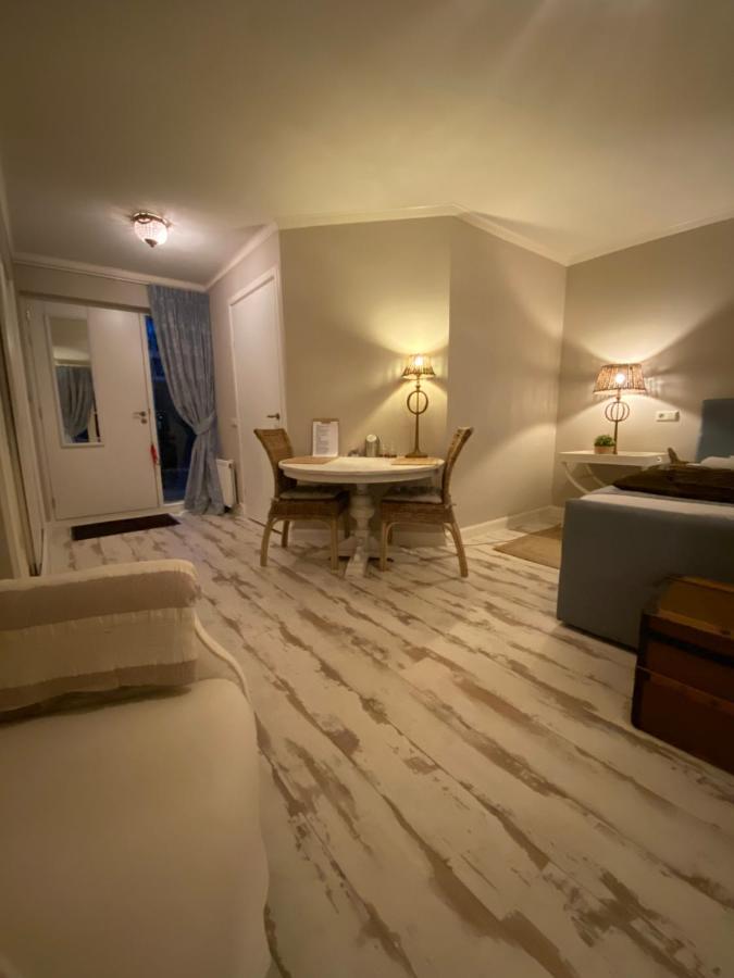 De Vijverkamer-----Prive Diner Op De Kamer Mogelijk!! Hoogeveen Exteriör bild